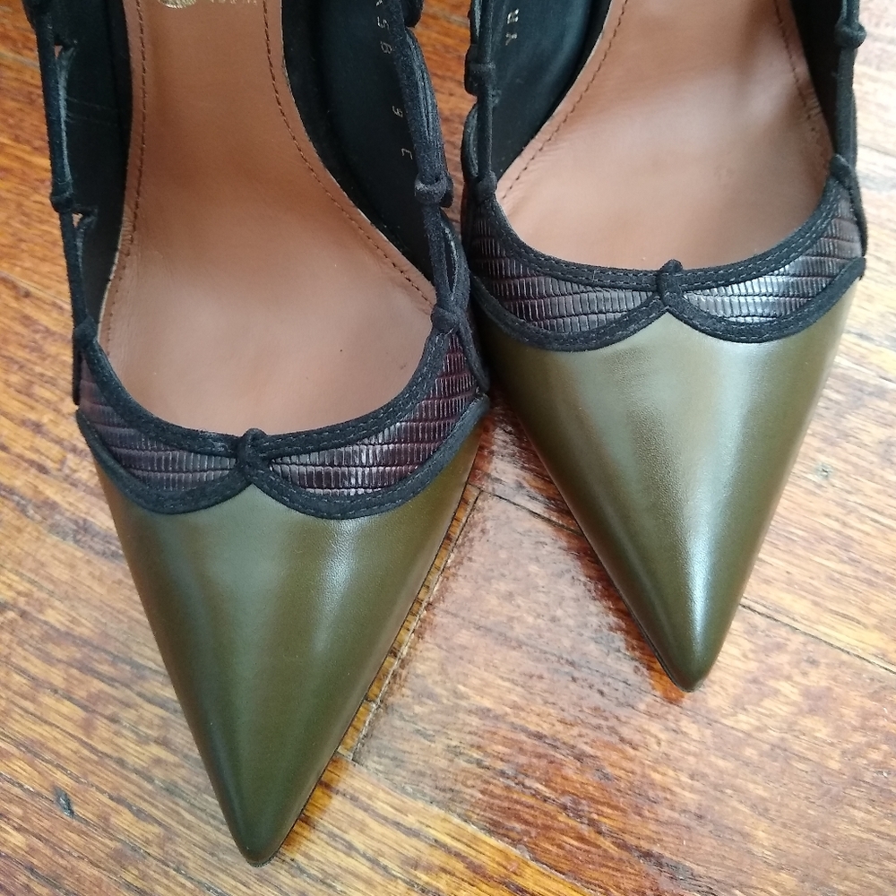 Salvatore Ferragamo stilettos - Picture 7 of 16
